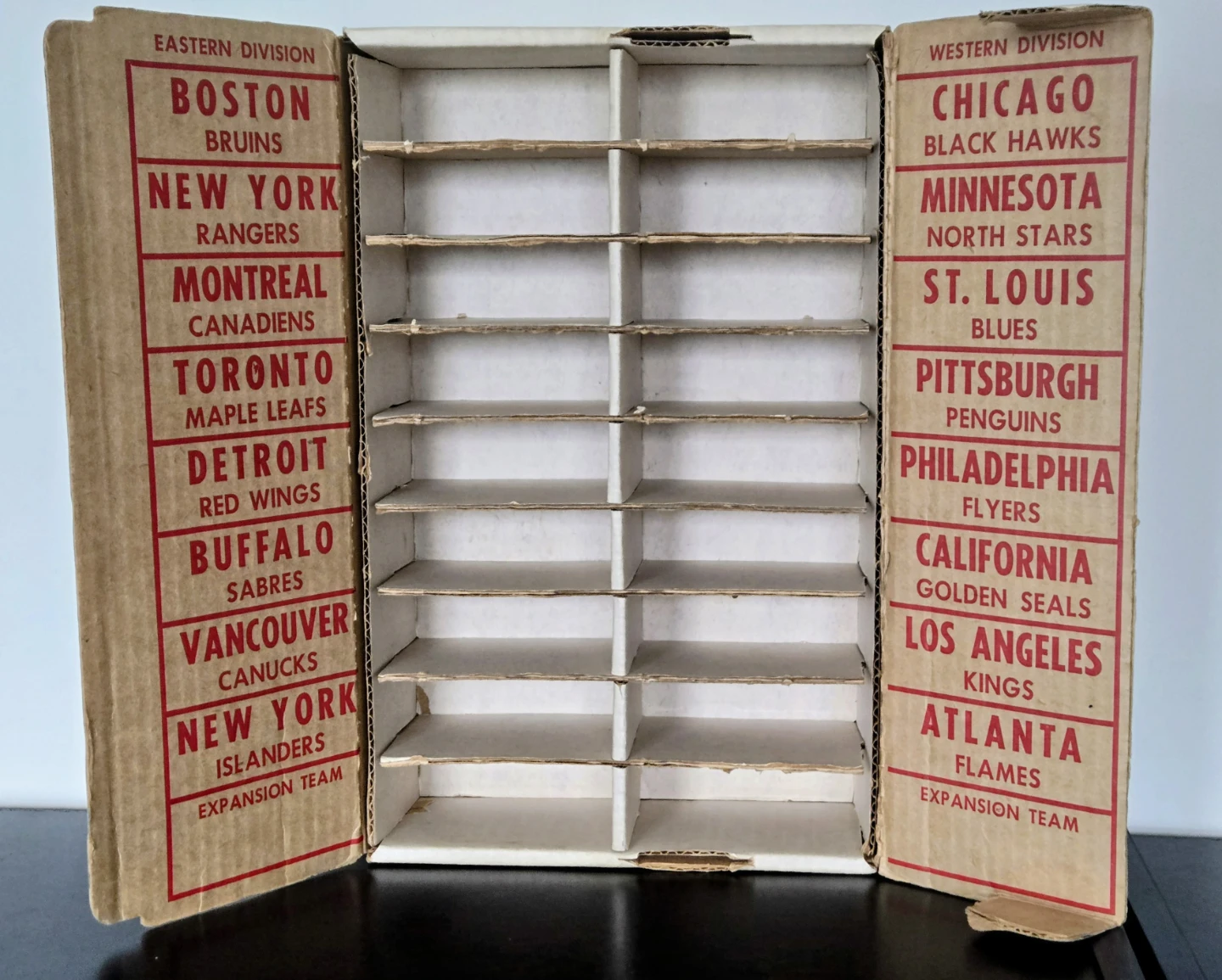 Rare 1972/73 OPC Hockey Card Locker, Fully Intact