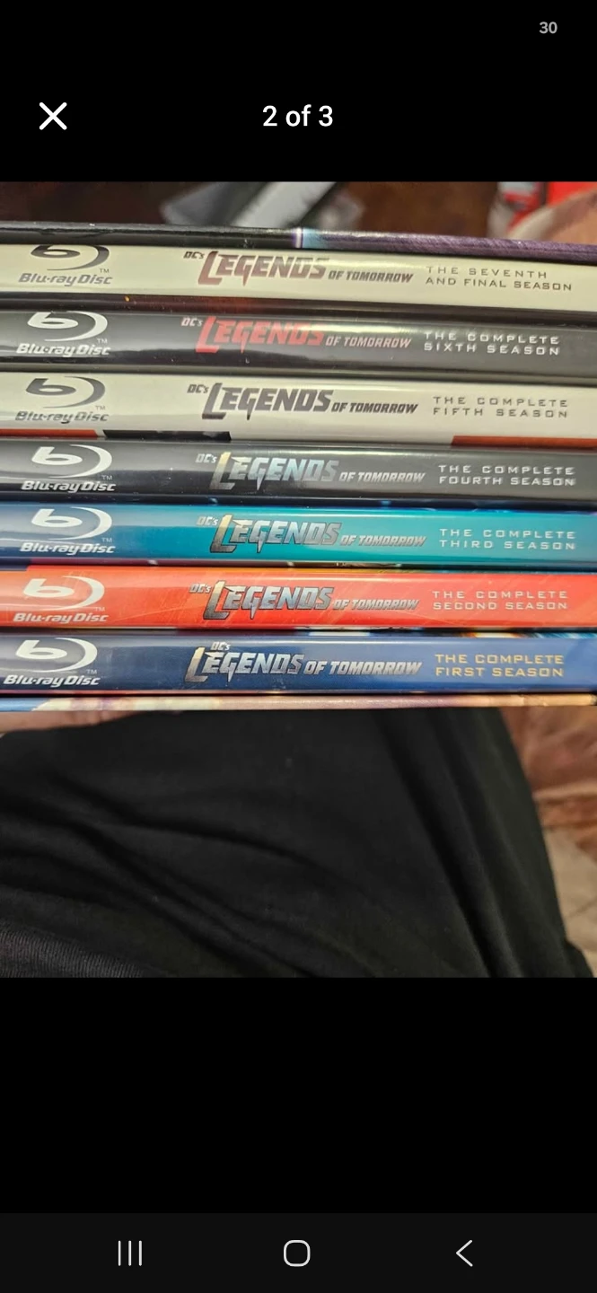 DC's Legends of Tomorrow: The Complete Series Blu-ray - photo 2