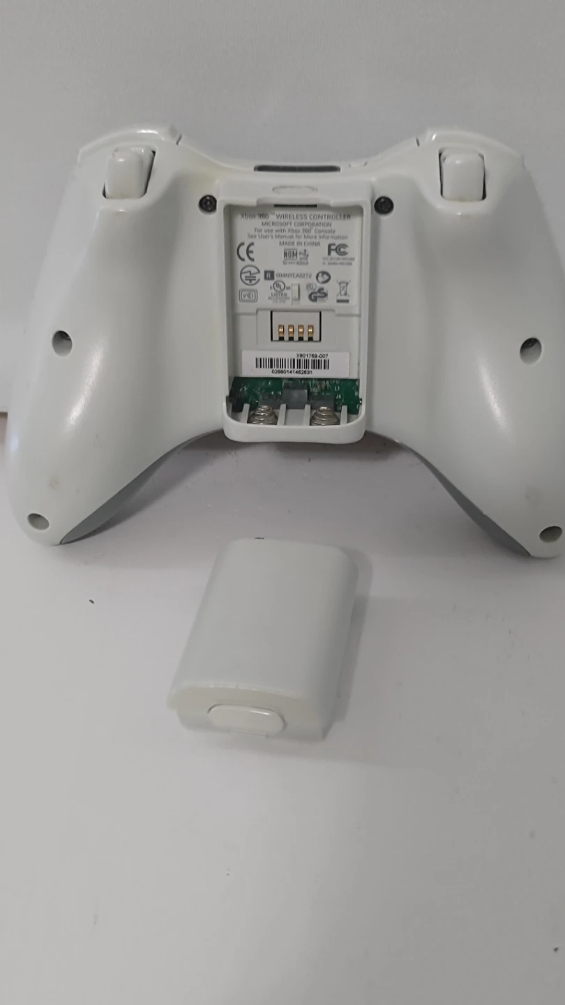 Xbox 360 Wireless Controllers - photo 5