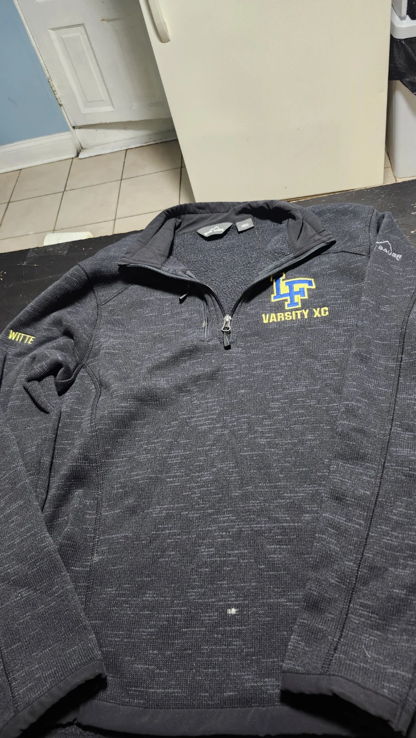 Eddie Bauer Varsity XC Quarter Zip Pullover