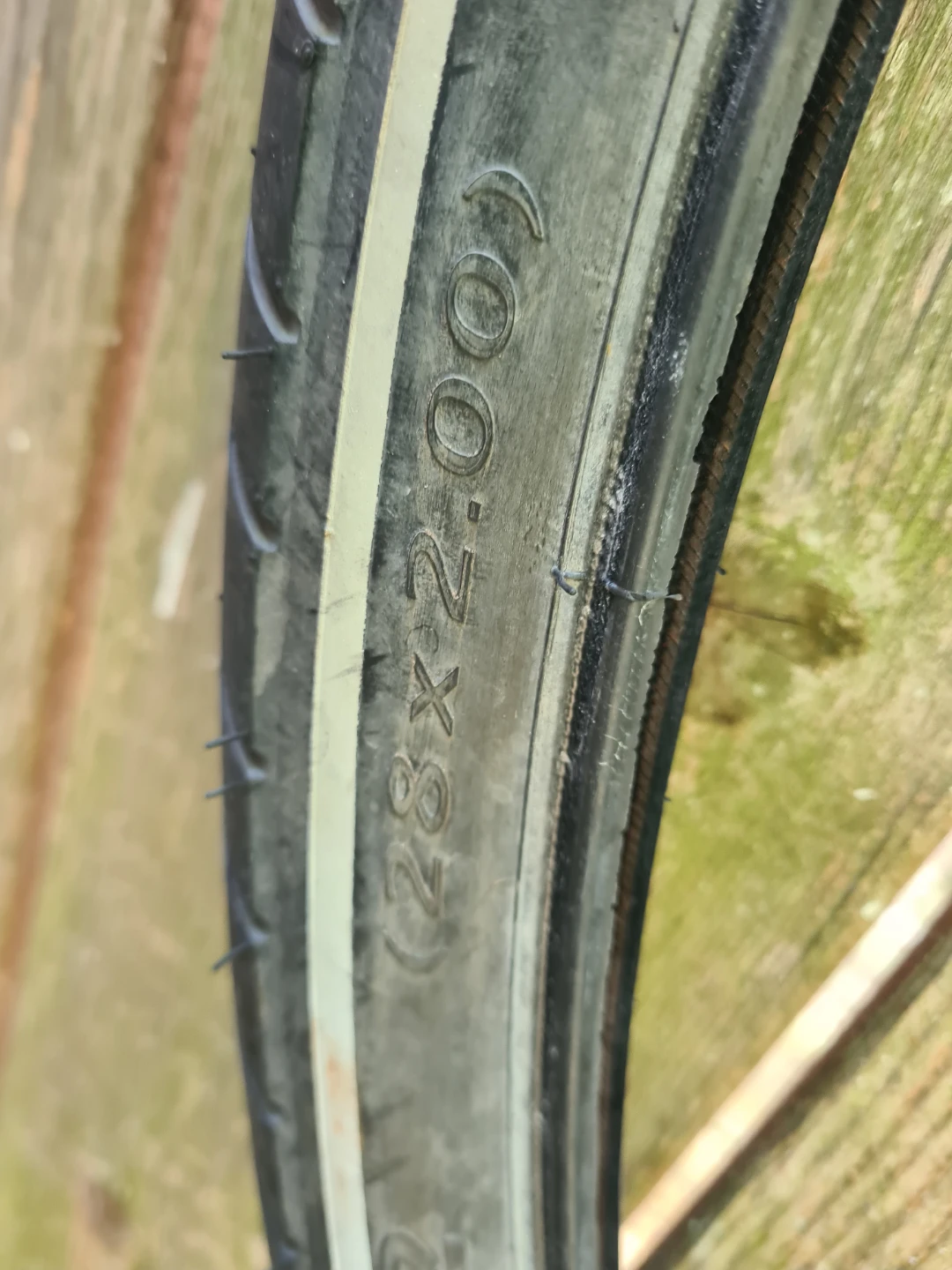 Rubena Bicycle Tire 28 x 2.00 - photo 2