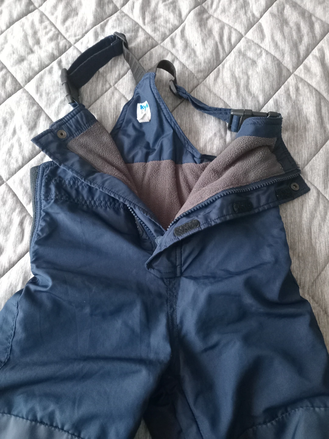 GAP Toddler Snow Bib Overalls Size 3 - photo 3