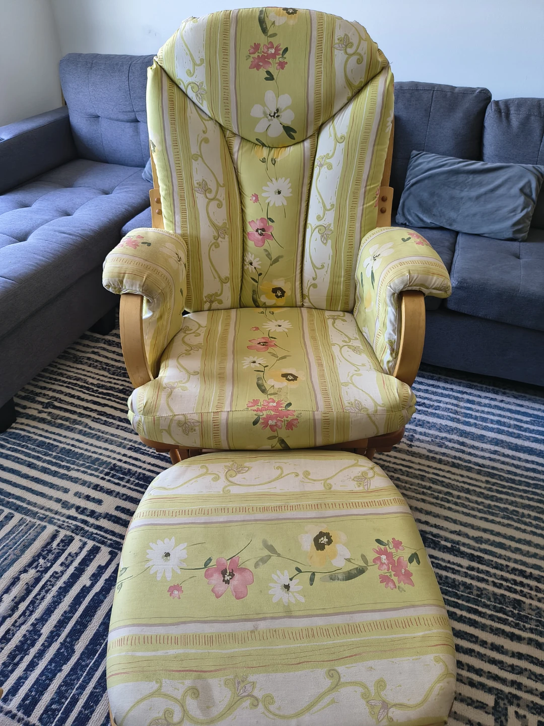 Floral Glider Chair with Ottoman - photo 2