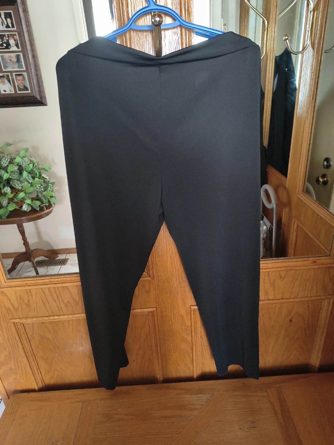 Black Trousers with Gold Detail - photo 4
