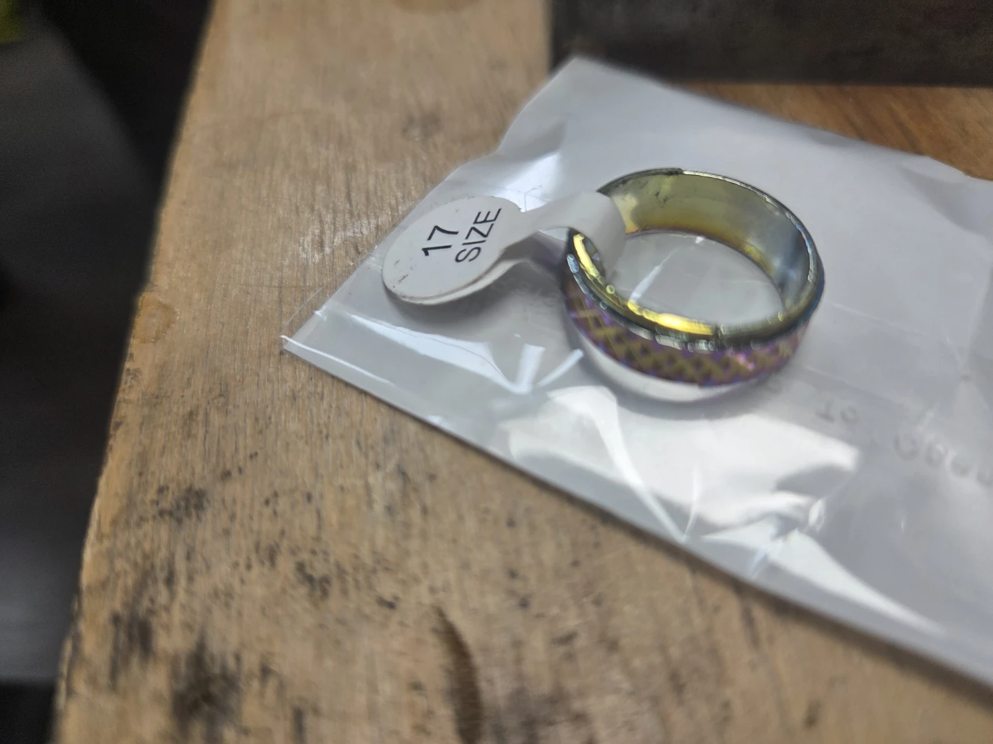 Iridescent Textured Ring Size 17 - photo 4
