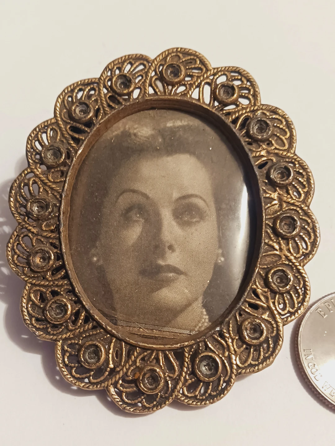 Antique Ornate Bronze Filigree Miniature Picture Frame - photo 3