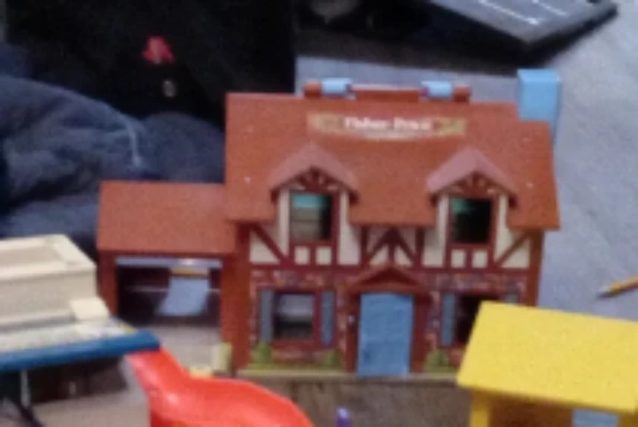 Fisher-Price Loving Family Dollhouse