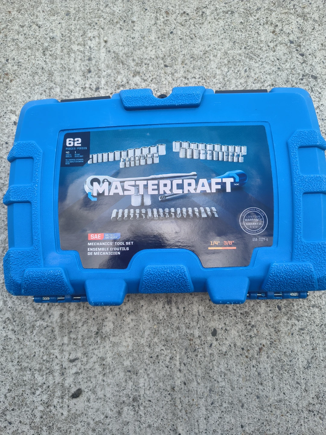 Mastercraft 62-Piece Mechanics Tool Set