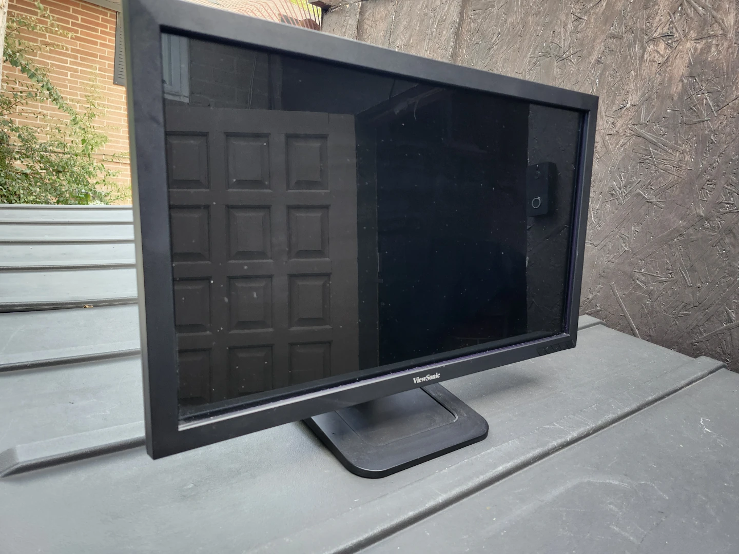 ViewSonic TD2421 24-inch Touchscreen Monitor
