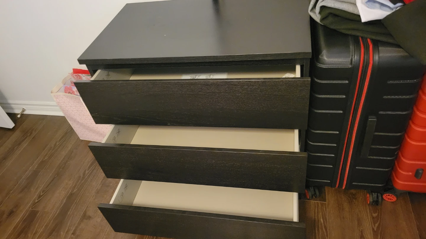 Dresser for sale - photo 3