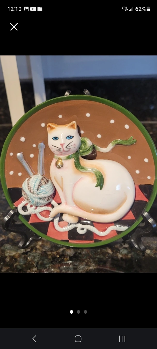 Florence Giuseppe Armani 3D Cat Collector Plate + stand