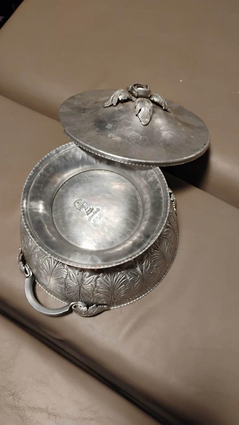 Continental Silverlook Hand Wrought Casserole Dish - photo 5