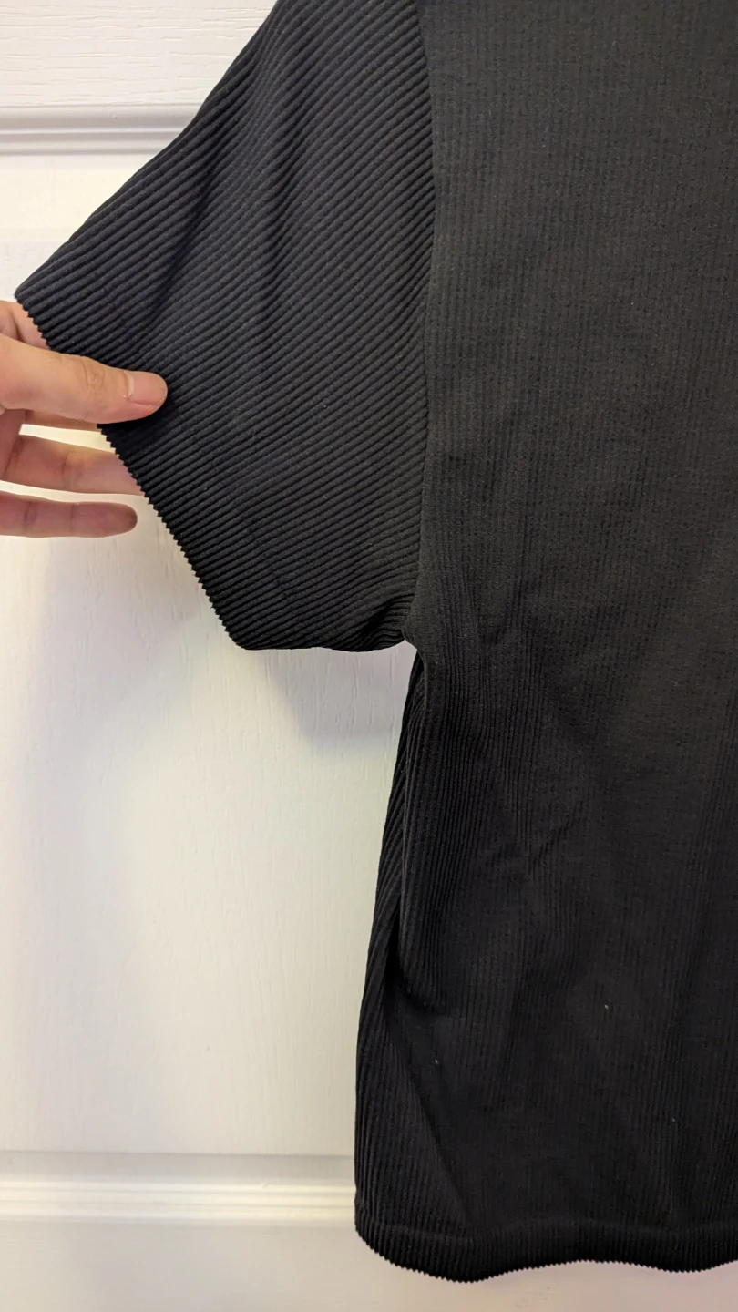 Black Ribbed Cropped T-Shirt - photo 3