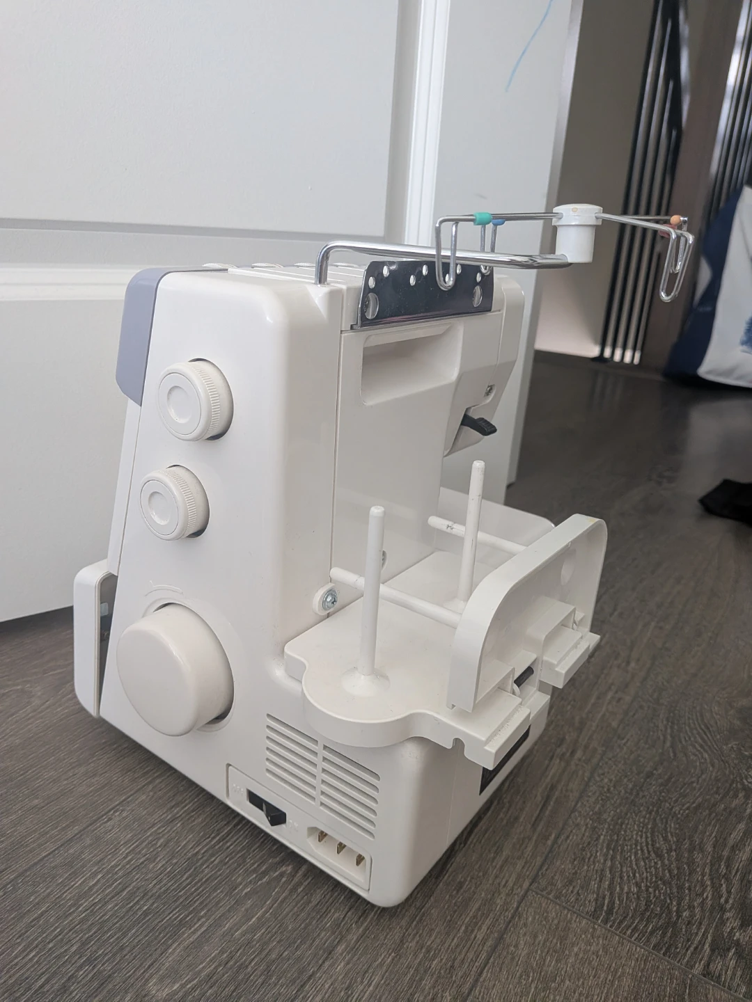 Janome MyLock 634D Serger - photo 2