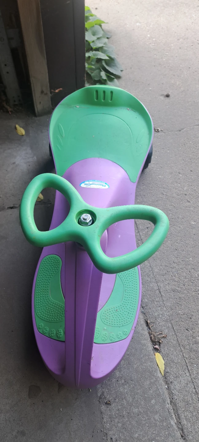 PlasmaCar ride-on toy