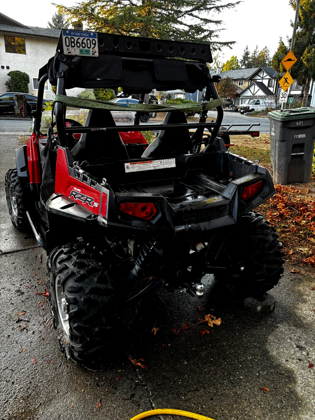 2014 Polaris RZR S 800 in Indy Red - photo 3