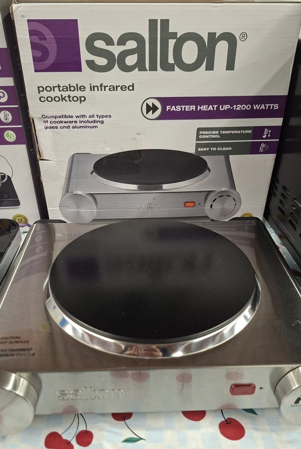 Salton Portable Infrared Cooktop Brand New