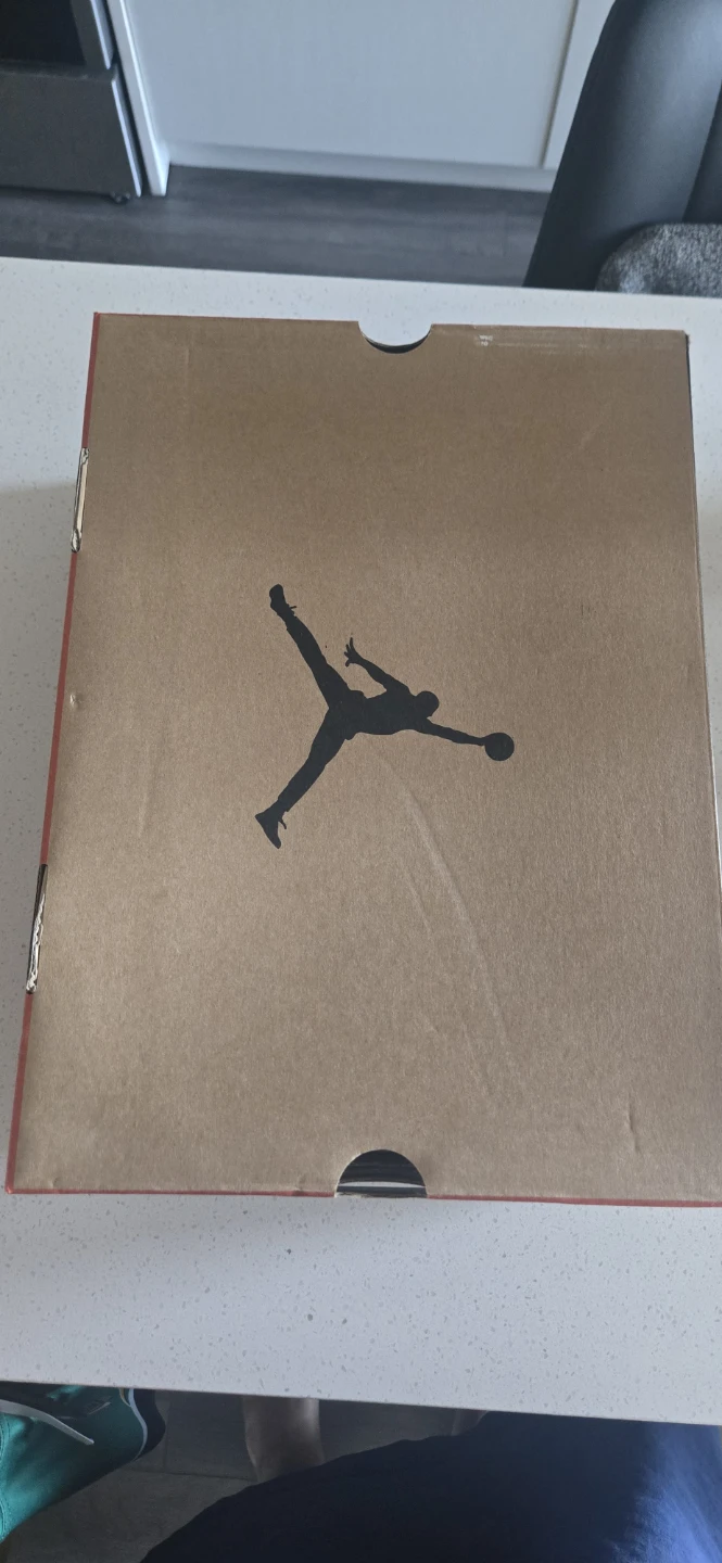 Air Jordan 12 Retro Black/Field Purple Sneakers - photo 4