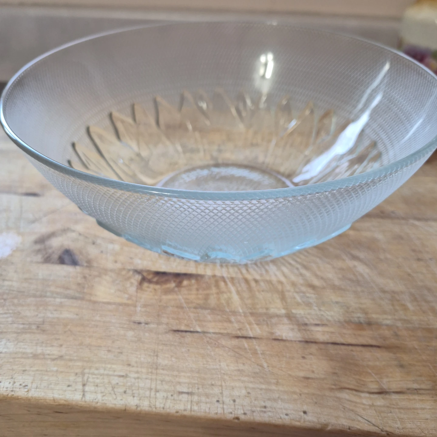 Vintage 1950's Sunfllower Glass Serving Bowl - photo 2