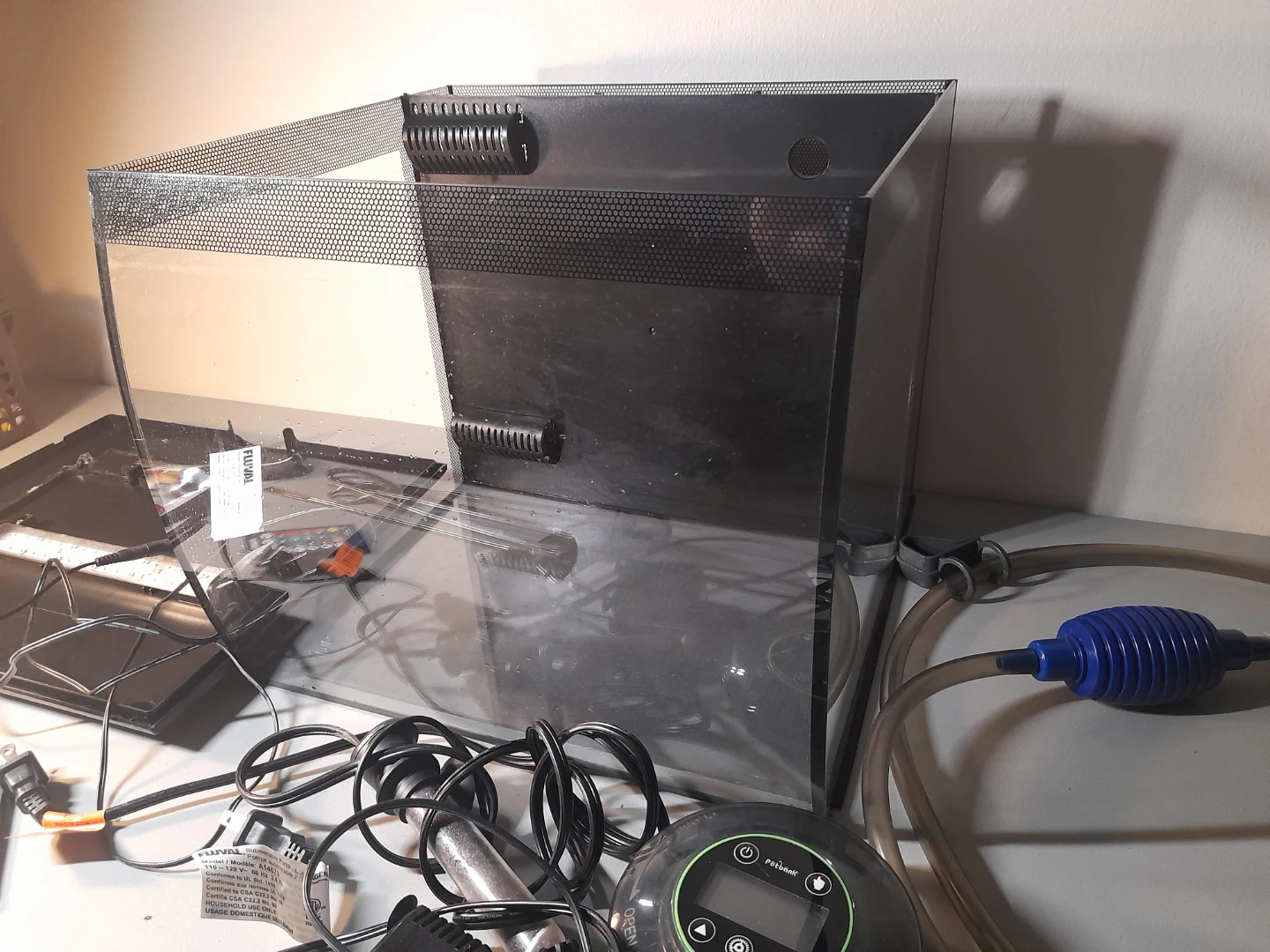 Fish tank Fluval Flex 34L Aquarium Kit with Accessories - photo 3