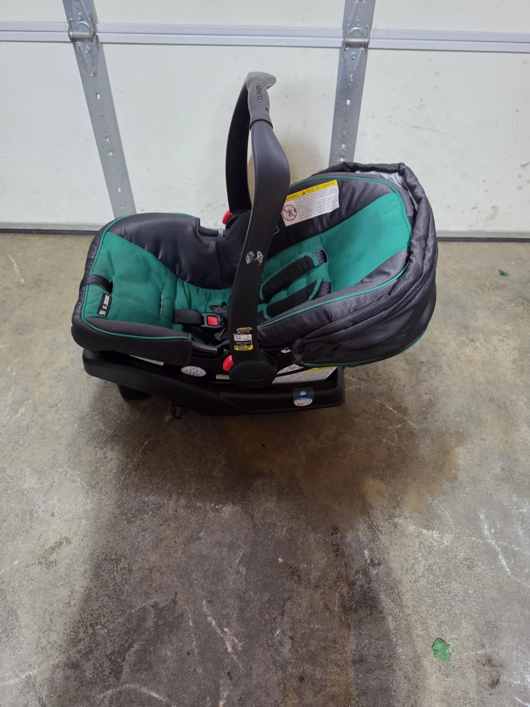 Graco Infant Car Seat with Base - photo 4