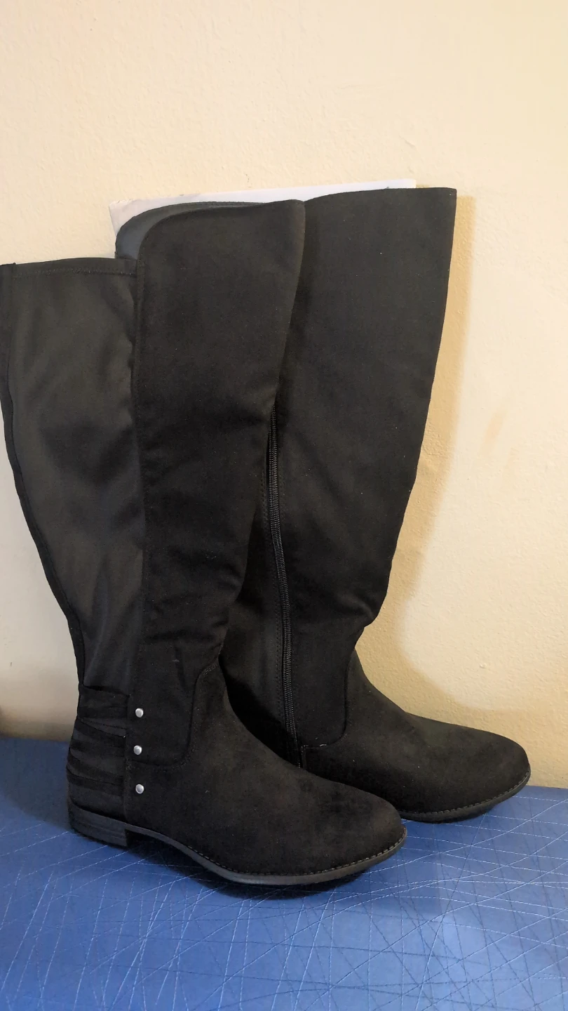 Black Over-the-Knee Boots