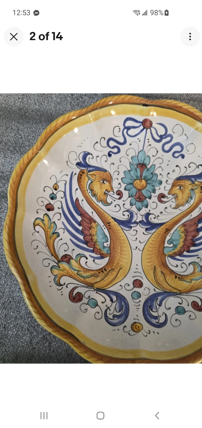 Handpainted Ceramic decorative plate or wall dish from Deruta - photo 2