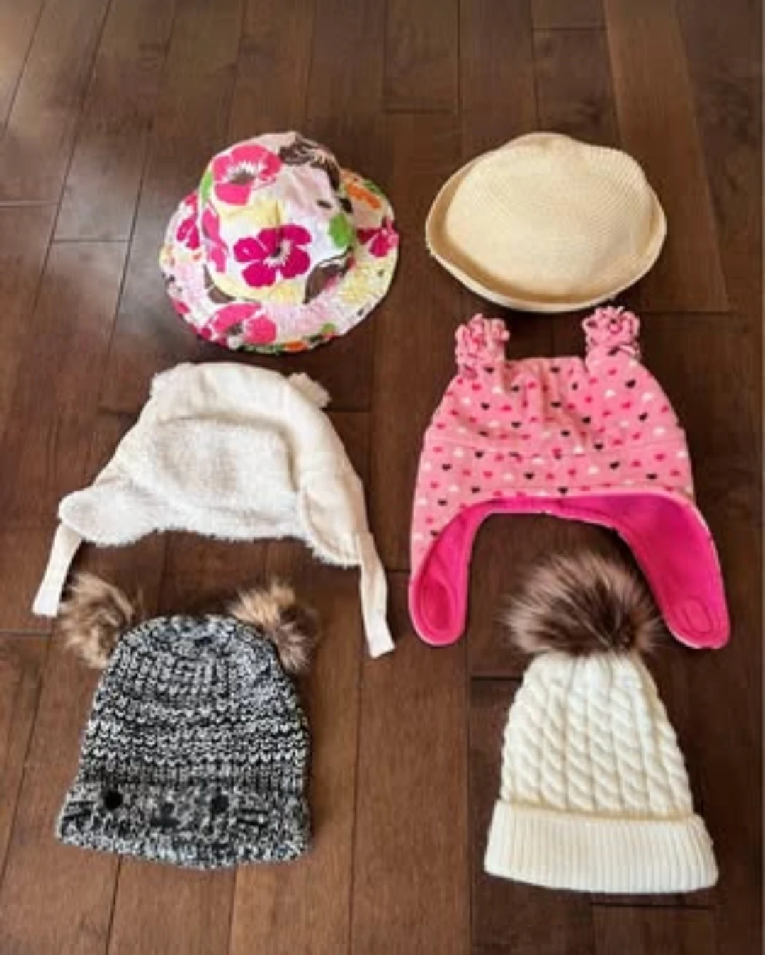 Baby hats 12-24 months lot