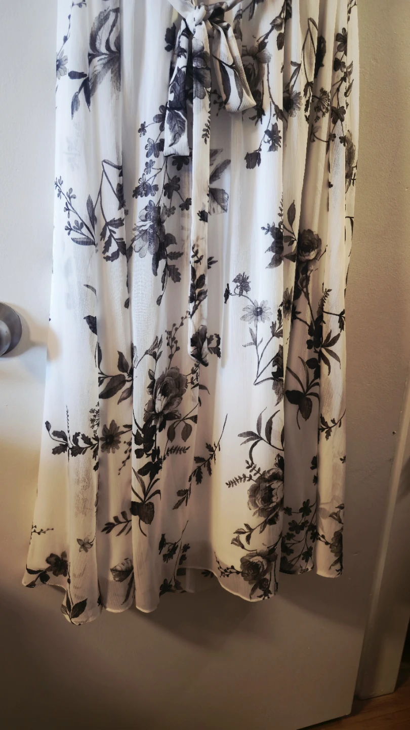 Suzy Shier Floral Halter Dress - photo 3