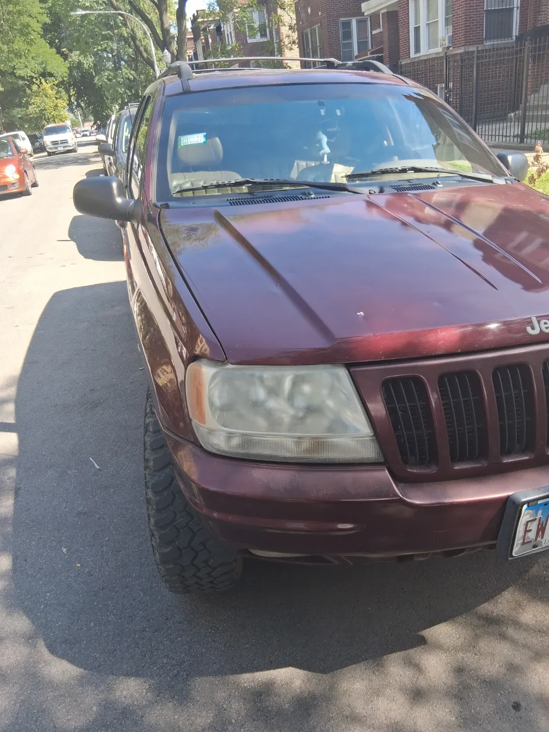 Jeep Grand Cherokee SUV - photo 4