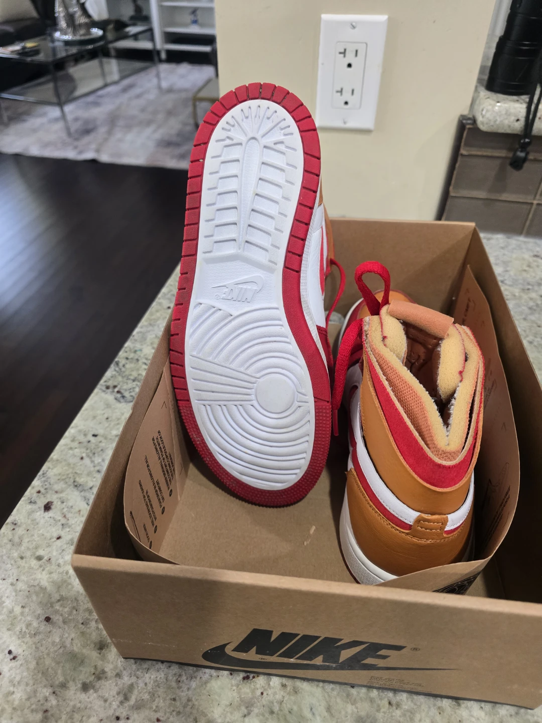 Nike Air Jordan 1 Zoom Air CMFT Fire Red/Hot Curry - photo 4