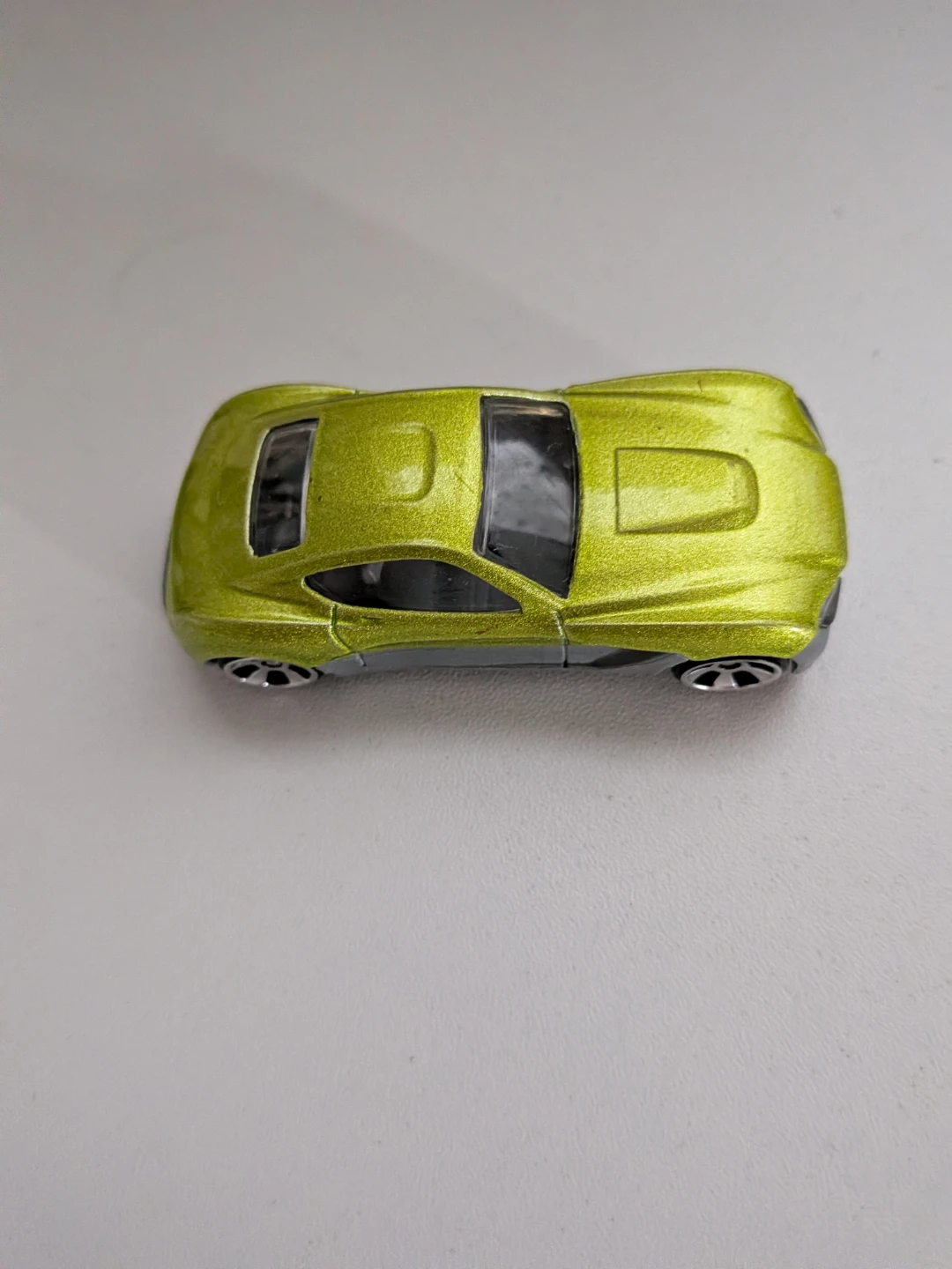 Hot Wheels Lime Green Sport Coupe - photo 2