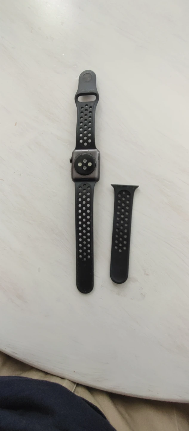 Iwatch series 3 - photo 2