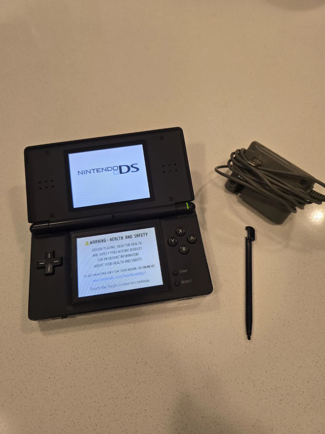 Nintendo DS Lite