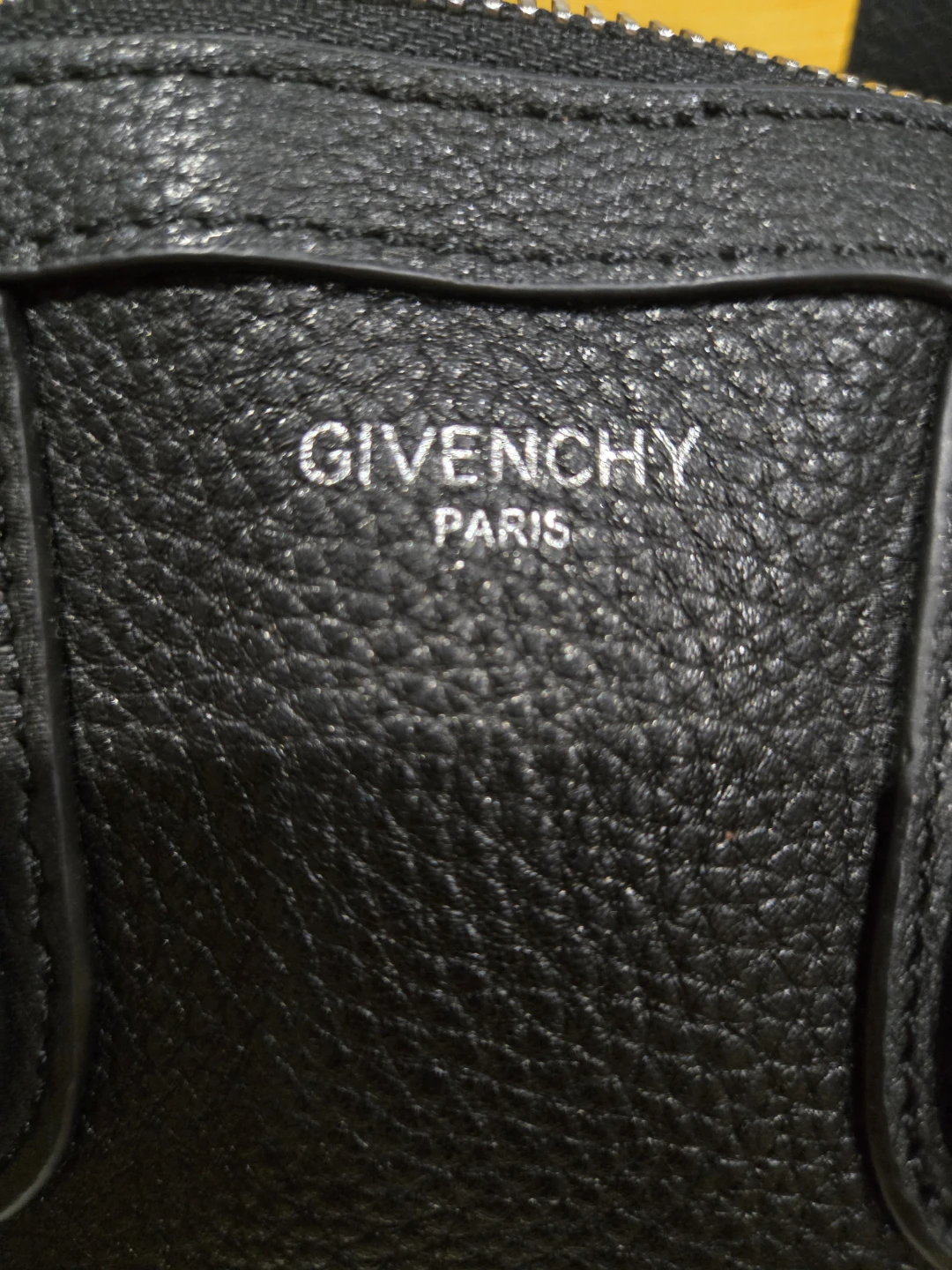 Givenchy Antigona Mini Bag - photo 4