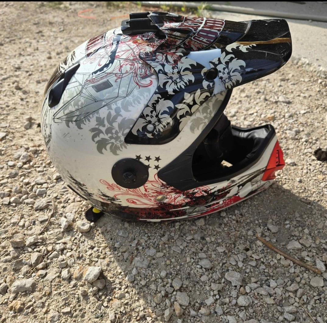 Motocross Helmet Size Small - photo 2