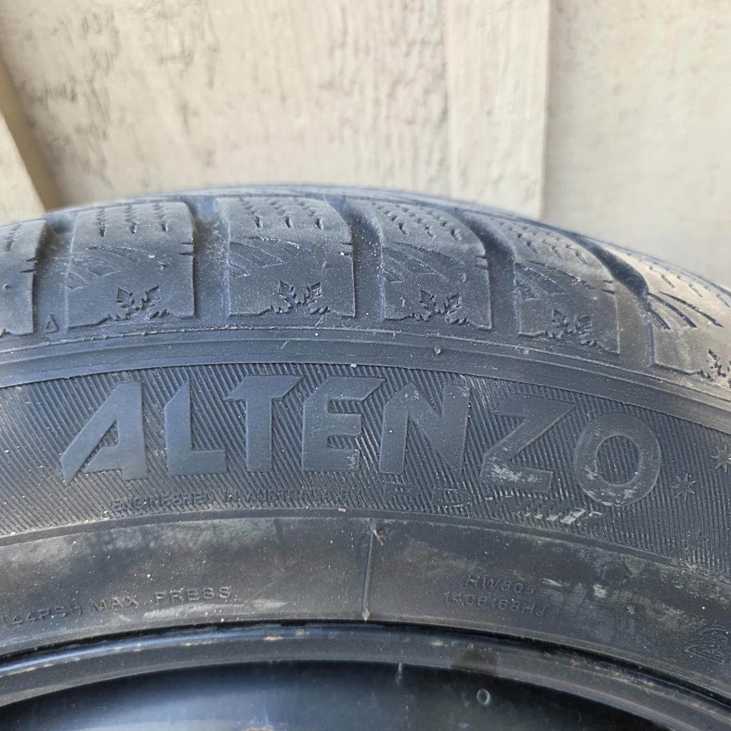 Altenzo 215/55 R18 winter tires with steel rims - photo 3