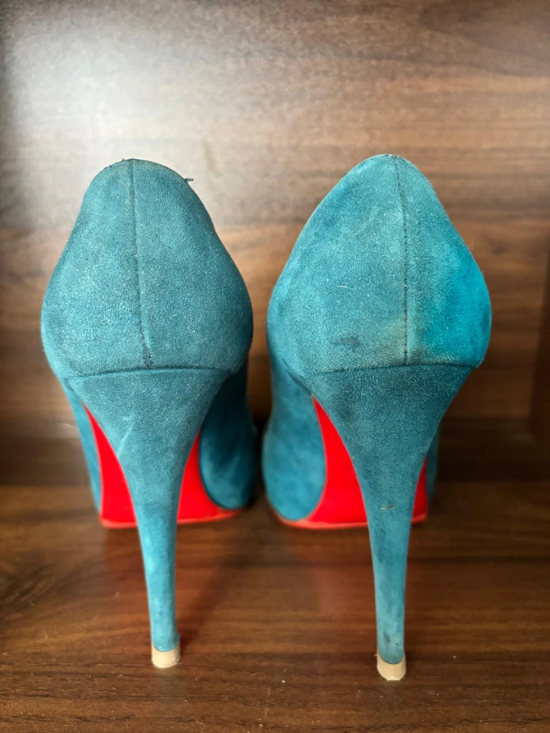 Christian Louboutin "Ron Ron" Suede Pumps – Size 37.5 - photo 4