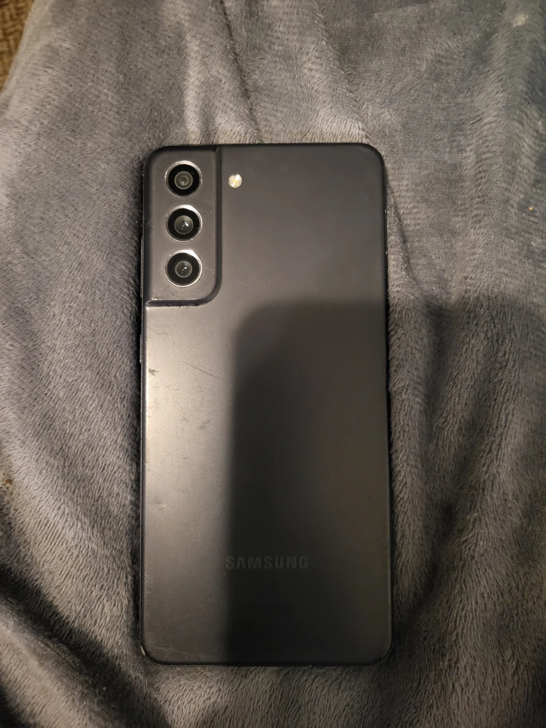 Samsung Galaxy S21 FE Smartphone