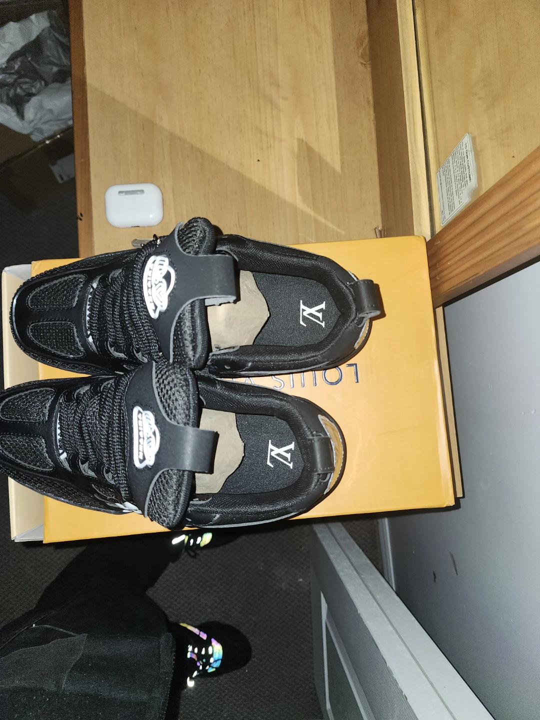 Louis Vuitton Skate Sneakers Black - photo 4
