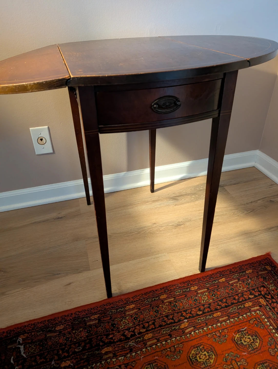 2 antique nightstands. - photo 2