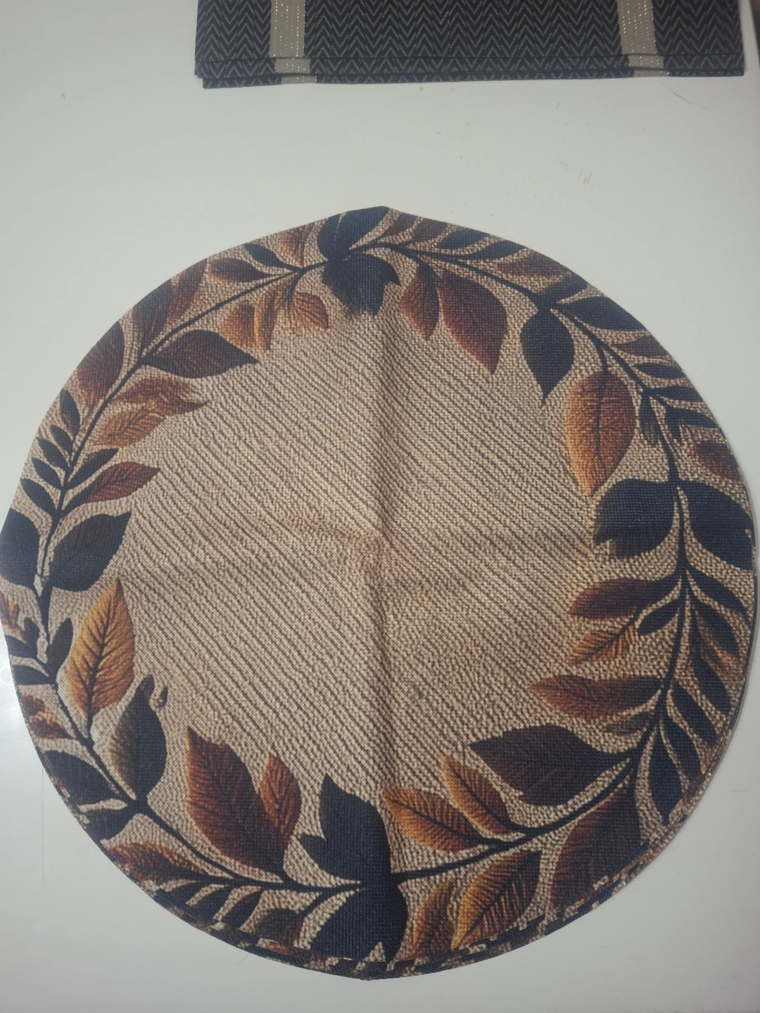6 Piece Round Placemats - Leaf Design - photo 5
