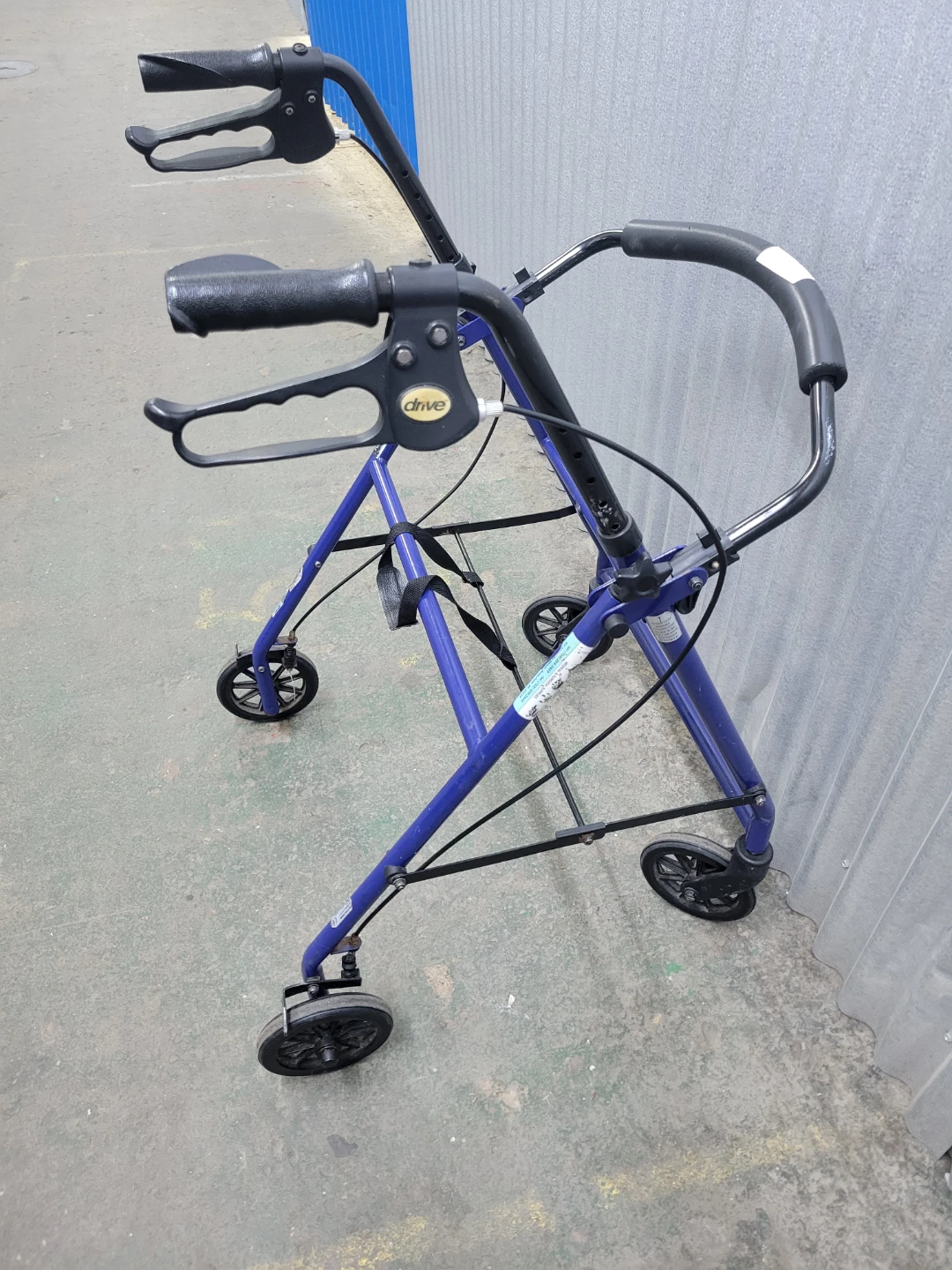 Just walker. Without seat! - photo 2