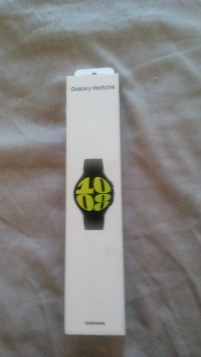 New Samsung Galaxy Watch 6 44mm Black brand new in box