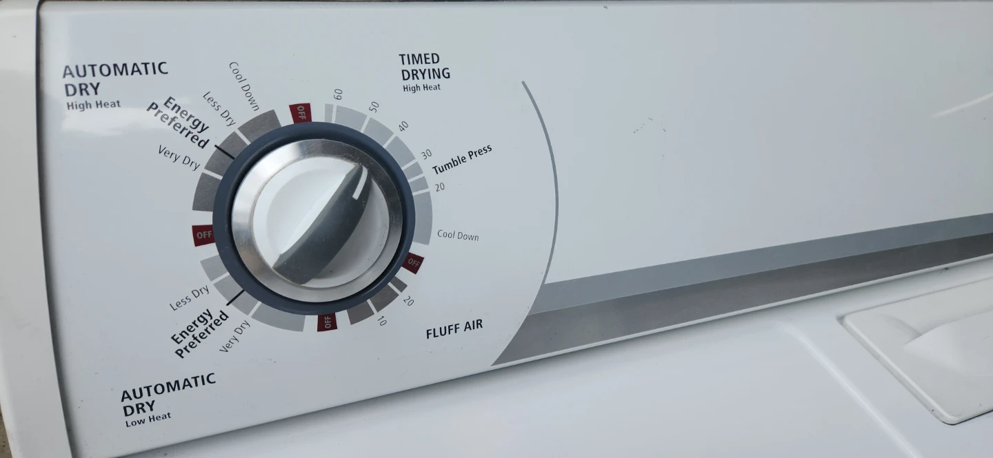 Whirlpool White Clothes Gas Dryer - photo 2