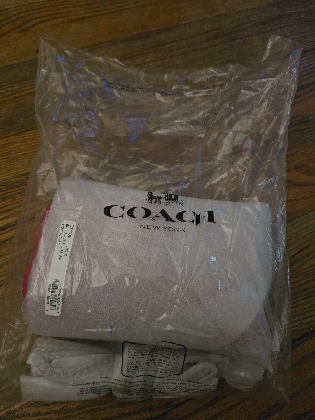 Coach QLT Dragonfruit cross body bag - photo 4