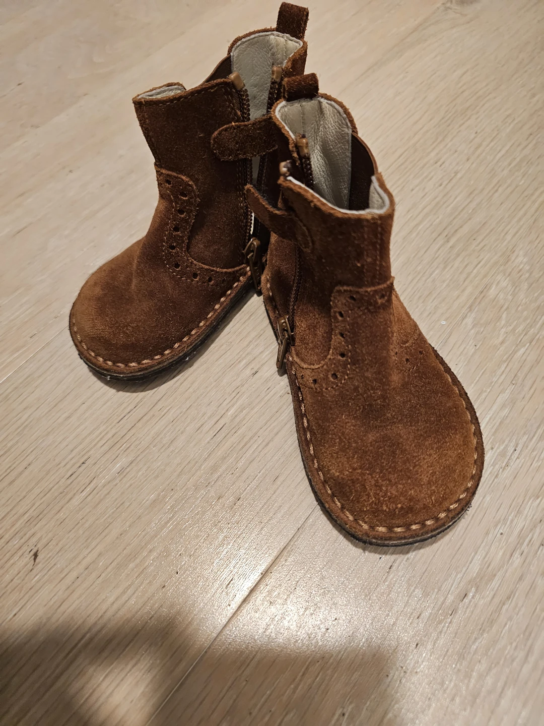 Il Gufo Brown Suede Ankle Boots Size 22