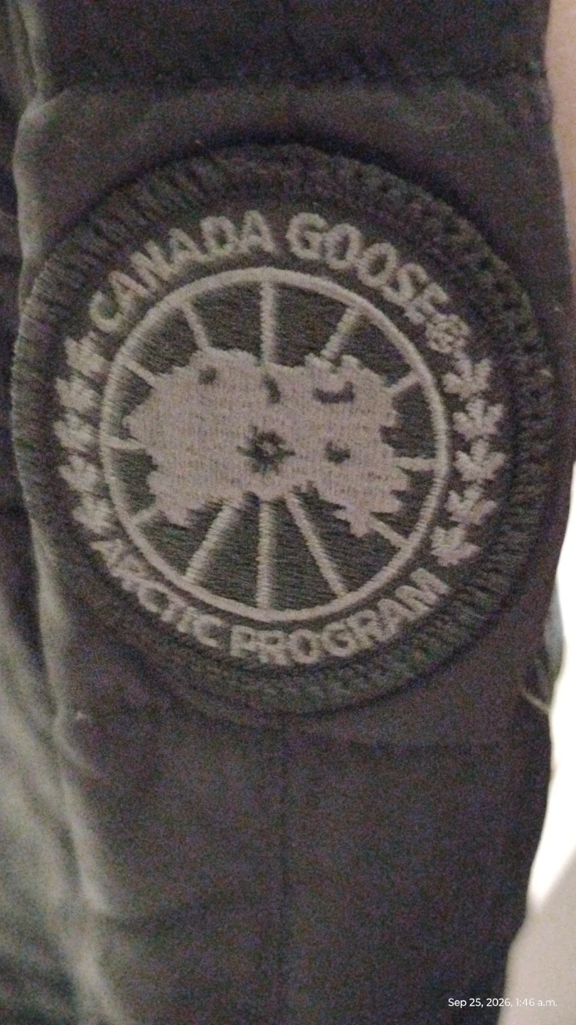 Canada Goose Lightweight Jacket - Black - XS - photo 2