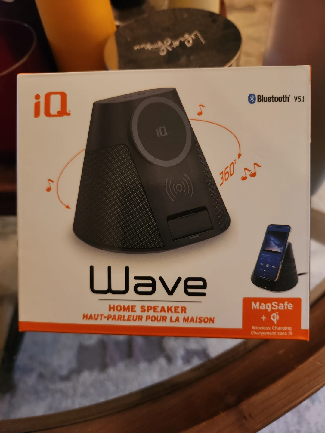 iQ Wave Home Speaker with Wireless Charging