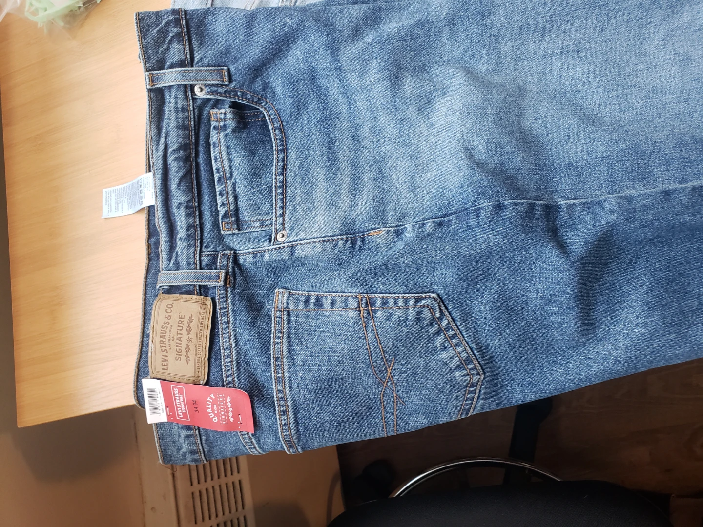Levi Strauss & Co. Signature Jeans - photo 4